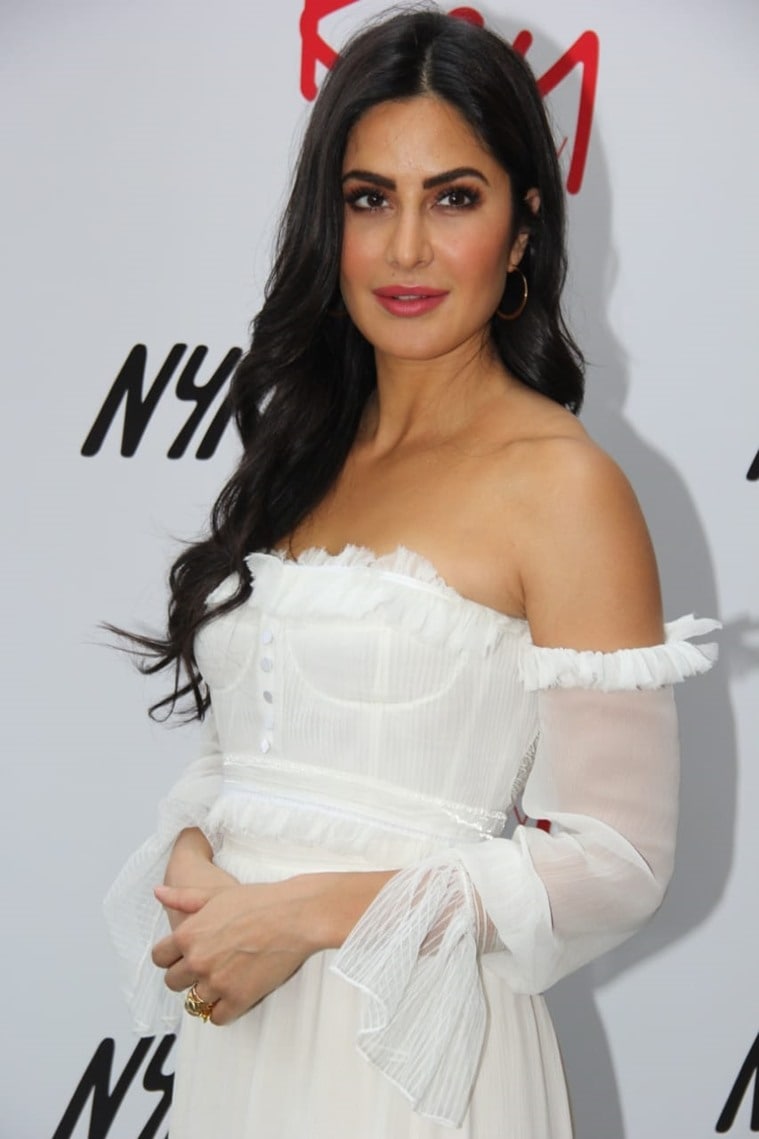 759px x 1139px - Katrina Kaif shows how to ace nude makeup for a white outfit | Fashion  News, The Indian Express