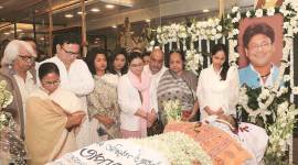 tapas paul death, tapas paul passes away, tapas paul funeral, mamata banerjee on tapas paul death, kolkata city news