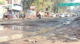 no title set Chandigarh, Chandigarh roads, Chandigarh Road Repair, Chandigarh rod condition, Chandigarh civic body, Chandigarh Muncipal Corporation, Chandigarh news, Indian express