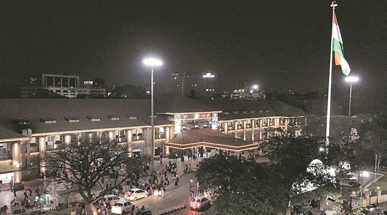 Pune Railway Station congested by vehicles parked for hours, days