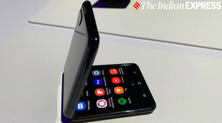 Samsung Galaxy Z Flip First Impressions And Faqs Smart Stylish And Practical Technology News The Indian Express