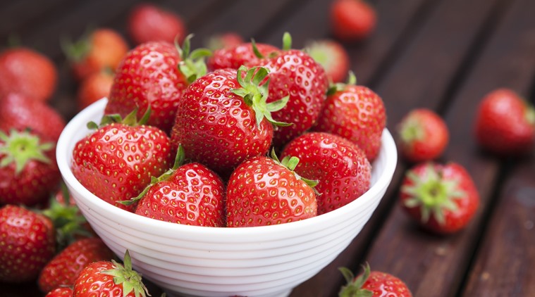 strawberry, v skin routine, strawberry products, strawberry skincare, best fruits for skincare, home remedies for acne, indian express