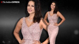 Sunny Leone, Sunny Leone pictures, Sunny Leone fashion, Sunny Leone PETA, indian express news