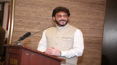 Waris Pathan, AIMIM spokesperson, hindu muslim remark, pathan communal remark, mumbai news, maharashtra news, indian express news