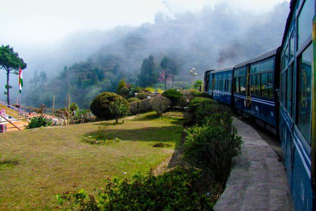 Express Wanderlust, Darjeeling, West Bengal, West Bengal tourism, trip to Darjeeling, travel, weekend getaway, Indian Express, Indian Express news