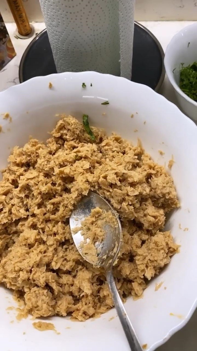 Diljit Dosanjh, Diljit Dosanjh cooking, Diljit Dosanjh quarantine, Diljit Dosanjh matar paneer veggie, Diljit Dosanjh instagram, coronavirus Diljit Dosanjh cooking, indian express news