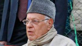 Before anniversary of split, J&K sarpanch shot at, Farooq calls parties for a meeting