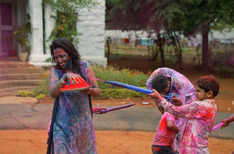 celebrating holi with kids ideas