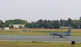 LCA-Tejas-Bengaluru-maiden-flight-airport