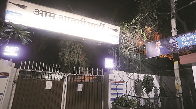 COVID-19: Parties shut Delhi offices, MCD staff too head home | Cities