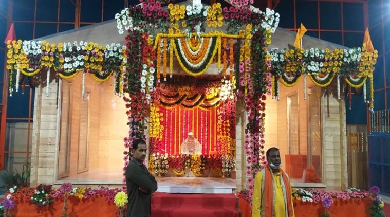 ram lalla idol. ram lalla idol placed in a temporary structure, yogi adityanath, ram mandir temple, ayodhya dispute, ayodhya verdict, up news, indian express news 