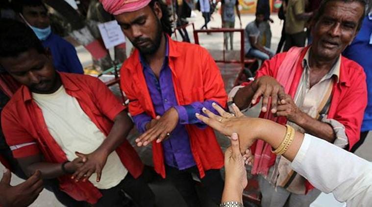 coronavirus, coronavirus cases in bangalore, coronavirus cases in bengaluru, coronavirus cases in karnataka, coronavirus prevention karnataka government, bangalore schools shut coronavirus, coronavirus latest news, bangalore news, indian express