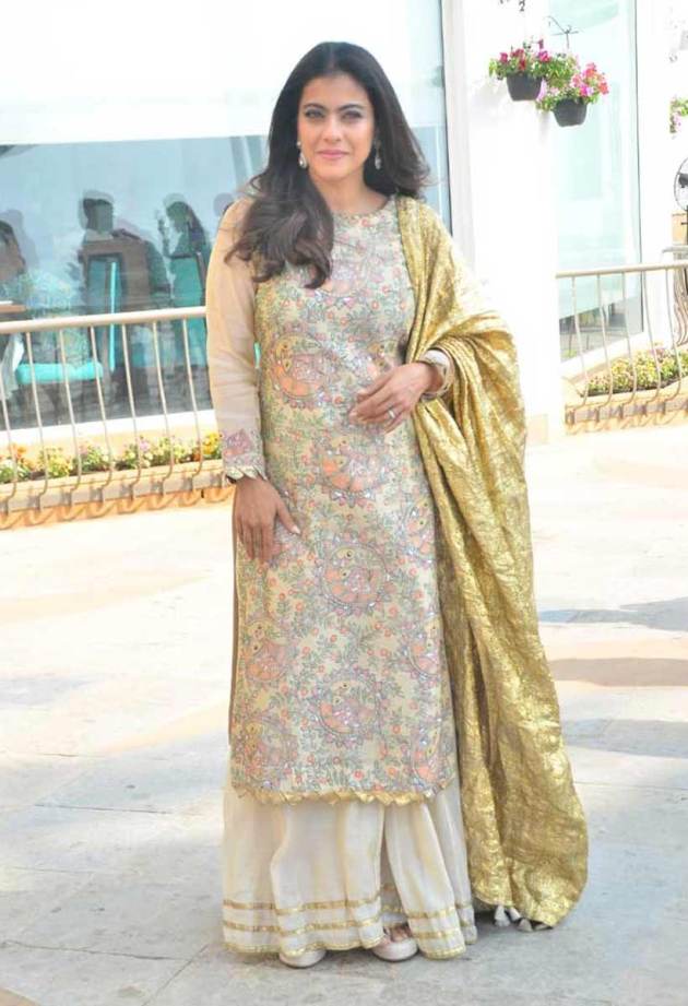 kajol, kajol photos, kajol sari photos, kajol ethnic photos, kajol photos, indian express, indian express news
