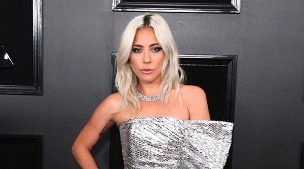 Lady Gaga smoking