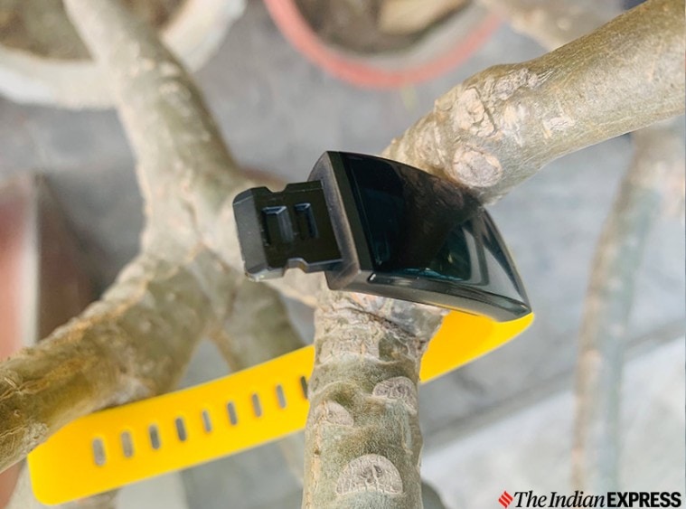 REALME BAND Review