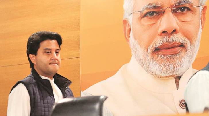 jyotiraditya scindia, jyotiraditya scindia joins bjp, jyotiraditya scindia bjp,jyotiraditya scindia congress, madhya pradesh, madhya pradesh crisis, madhya pradesh government, indian express