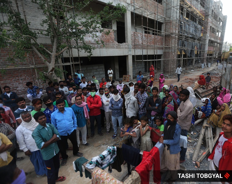 migrant labourers in delhi, india lockdown coronavirus, coronavirus covid 19, delhi shelter homes food, delhi government, india news, indian express