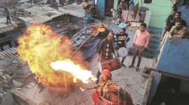 Anand Parbat Transit Camp, Street artists, India lockdown, coronavirus cases, indian express news