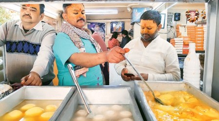 sweet shop, Shri Banke Bihari Brijwasi Rasgulle Waale, Kamla Nagar, Delhi food, Delhi sweet shop, Families in Food, Braj food, Braj sweets