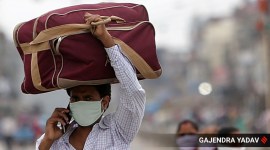 worker Coronavirus outbreak, india lockdown, Construction worker, ahmedabad news, indian express news