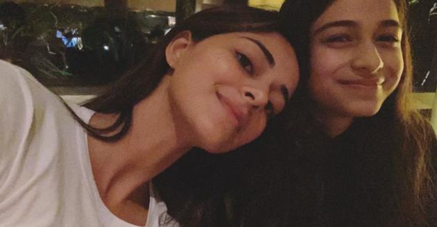 ananya panday photos