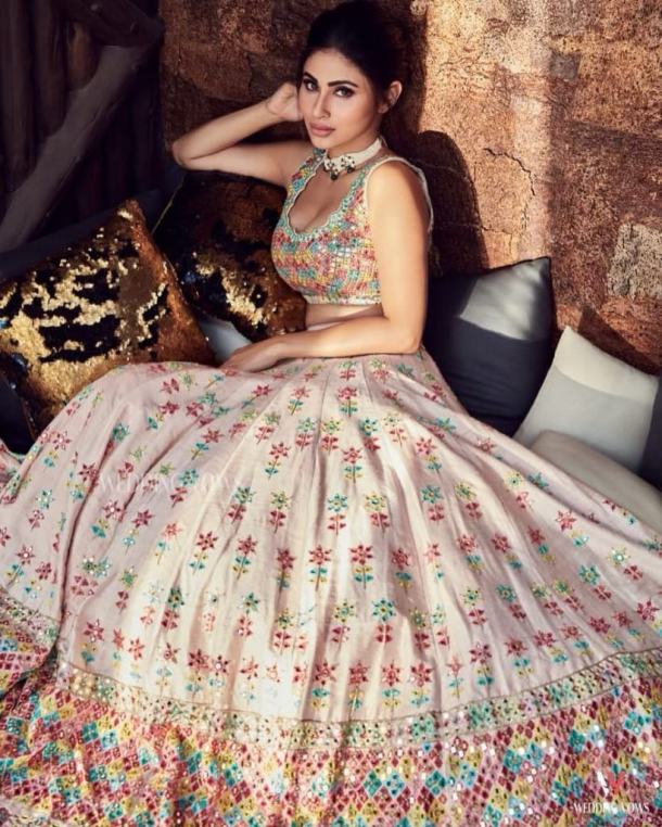 mouni roy images