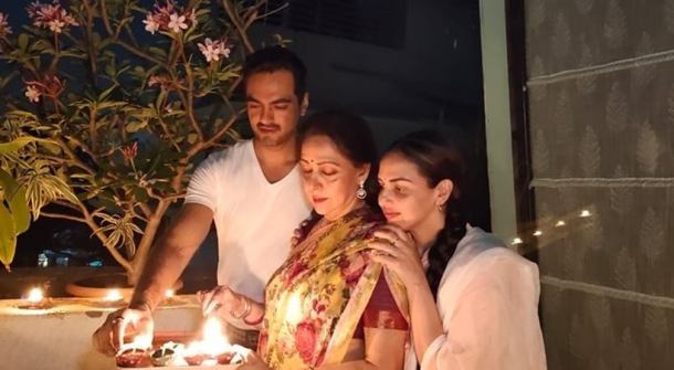 hema malini with esha deol
