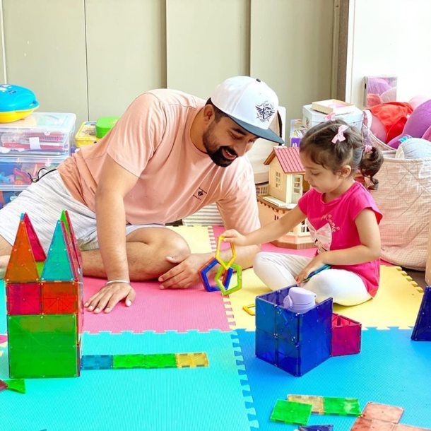 rannvijay singha with daughter