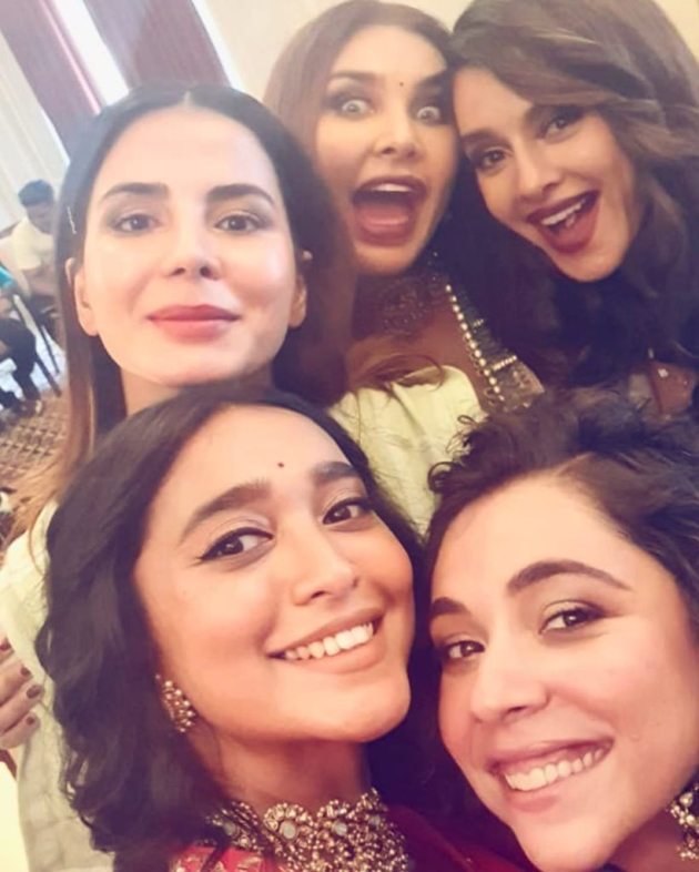 shibani dandekar on four more shots please season 2