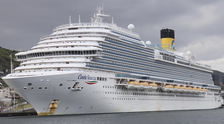 cruise ship workers, cruise ship corona, coronavirus crusie ship, pandemic cruise industry