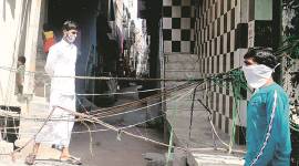 In South Delhi slum with two cases, strict checking on roads, fear in homes