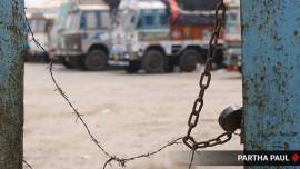 covid 19 india, India-Bangladesh Petrapole border, Petrapole border coronavirus lockdown, covid 19 Petrapole truck drivers, india lockdown, coronavirus, west bengal news, indian express news