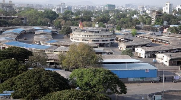 Wholesale vegetable markets decide to shut down in Pune, Mumbai, govt falls  back on FPCs