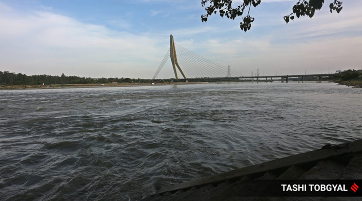 Yamuna cleaner, covid-19 lockdown, delhi drains cleaner, delhi news, coronavirus news, coronavirus latest updates, indian express