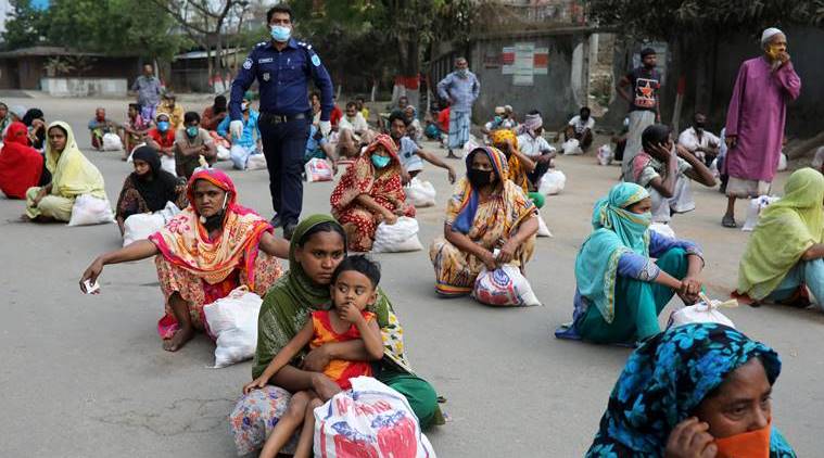 COVID-19: People flock to markets in Dhaka as government eases lockdown 