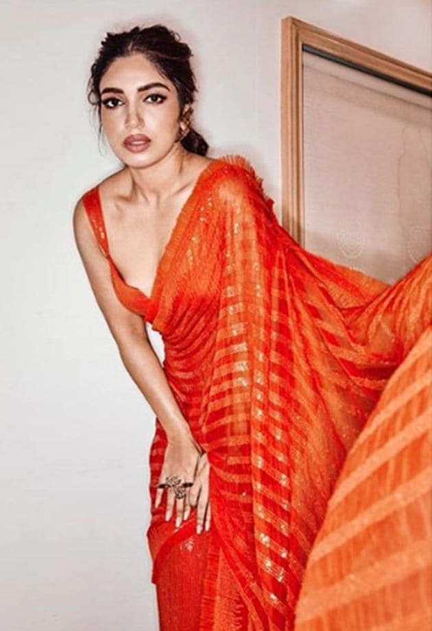 deepika padukone, kareena kapoor, karisma kapoor, isha ambani, sequin sari, manish malhotra sequin sari, sabyasachi sequin sari, indian express, indian express news