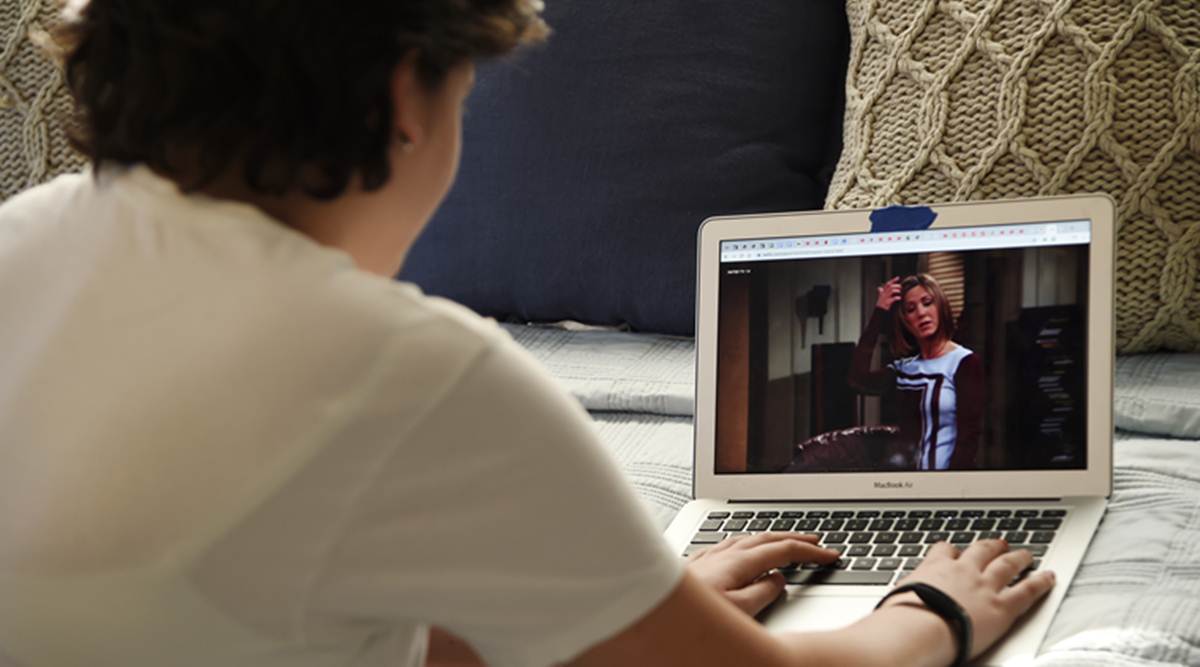 How to watch movies online with friends without leaving your home ...