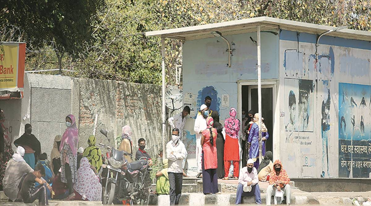 Delhi: Mohalla clinic doctor tests positive for coronavirus, 1,200 being traced