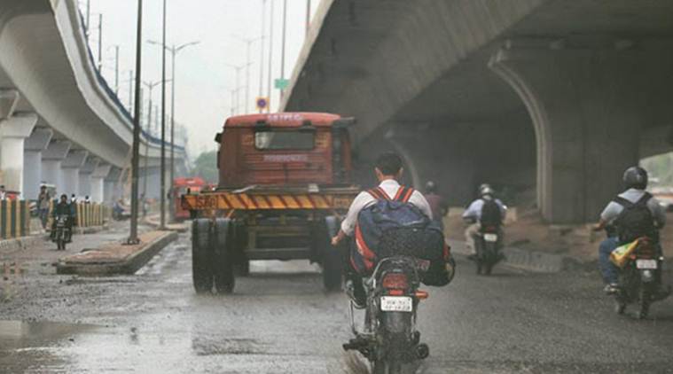 coronavirus, coronavirus news, covid 19 tracker, man arrested for refusing from muslim delivery boy, Muslim coronavirus, Islamophobic comments, delivery muslim boy, man rejects muslim delivery, india news, indian express