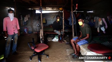 coronavirus, india lockdown, migrant workers, migrant workers in maharashtra, migrant workers stuck in mahrashtra, migrant workers, indian express news