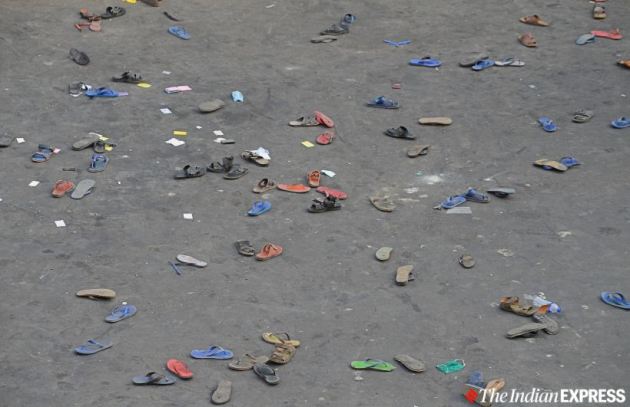 bandra migrant workers, migrant protest bandra, bandra station migrants, lockdown extension, pm modi lockdown extension, maharashtra coronavirus cases, coronavirus lockdown, india lockdown, coronavirus news, latest news
