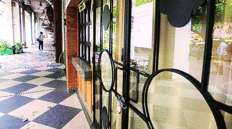 Vadodara restaurants, vododara lovkdown relaxed, coronavirus outbreak, Vadodara news, Indian express news