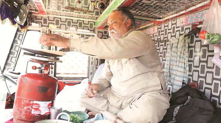 coronavirus, coronavirus kolkata, coronavirus cases kolkata, mamata banerjee coronavirus, coronavirus india, coronavirus latest case, kolkata news 