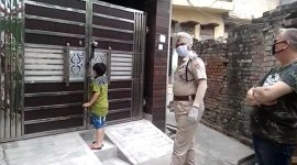 lockdown child takes police over tuitions, child calls police over tuitions video, COVID-19, COVID-19 India, COVID-19 India Outbreak, COVID-19 Punjab, COVID-19 Punjab Outbreak, COVID-19 Punjab Lockdown, COVID-19 Punjab Cases, COVID-19 Punjab Deaths, COVID-19 Punjab Recovered, Punjab Tuition COVID-19, Punjab Tuition Curfew, Punjab Tuition Curfew COVID-19, Batala SSP, Opinderjit Singh Ghuman, Batala Police, DSP (Crime), Gurdeep Singh, Gurdaspur, Gurdaspur Tuition COVID-19, Gurdaspur Tuition Curfew, Gurdaspur Tuition Curfew COVID-19, Punjab News, Indian Express News