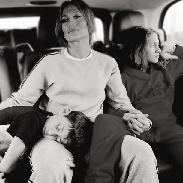 jennifer lopez on mother's day