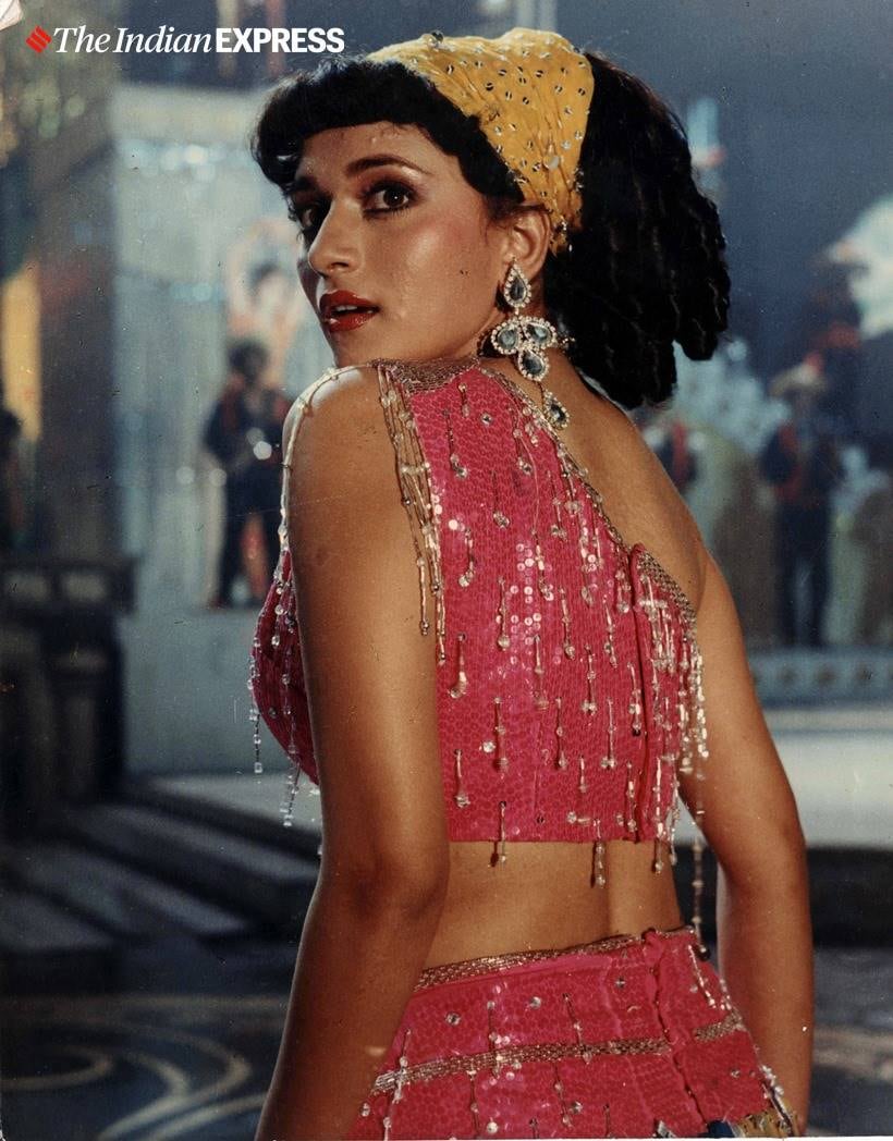 Madhuri Dixit turns 53: Rare photos of Bollywoods dancing diva |  Entertainment Gallery News - The Indian Express