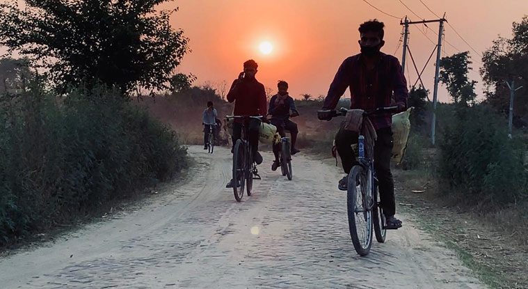 Vinod Kapri, filmmaker Vinod Kapri, lockdown, coronavirus, migrant labourers, Vinod Kapri film, indian express lifestyle