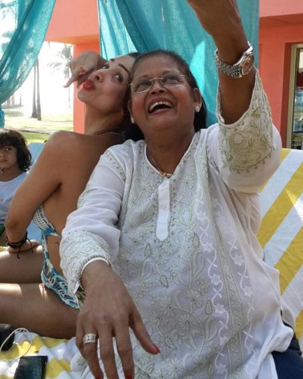 malaika arora with mother