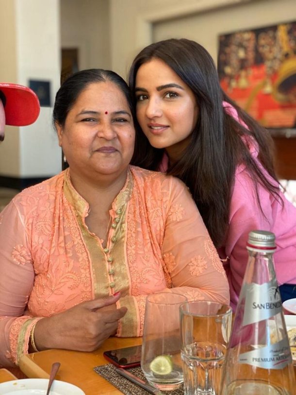 asmin-Bhasin mother