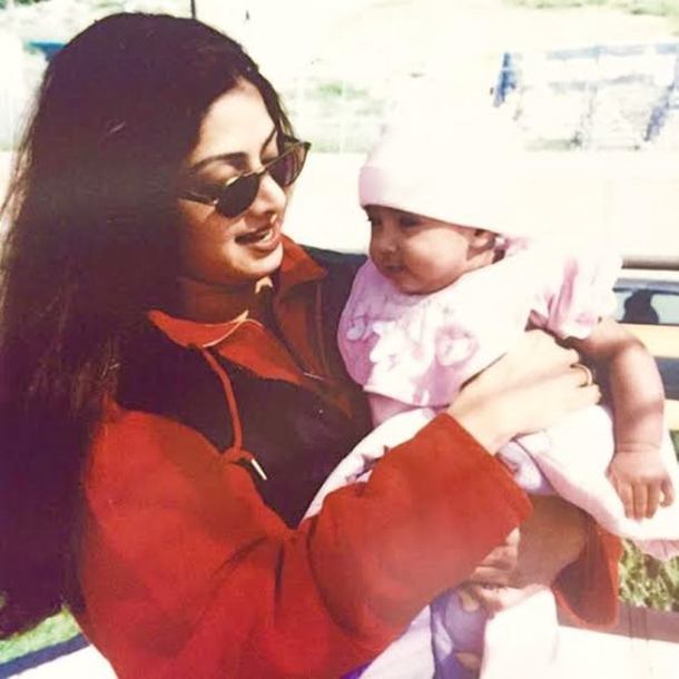 janhvi kapoor sridevi photos